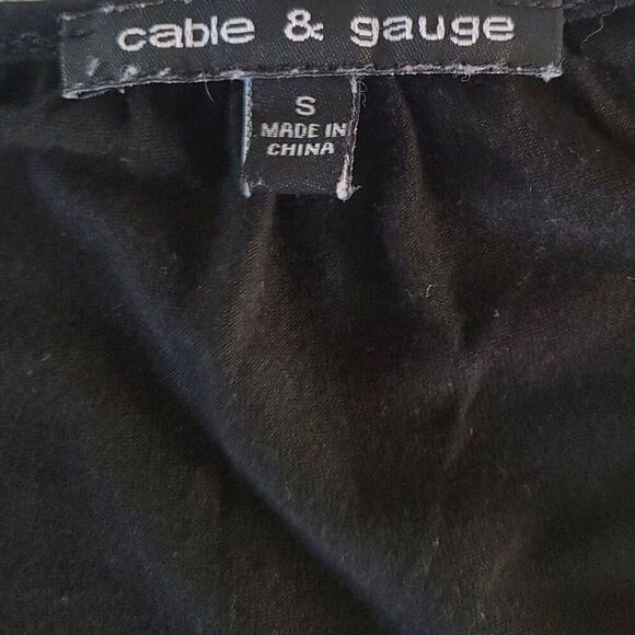 Cable & Gauge Black Sheer Mesh Tiered Front 3/4 Sleeve High Low Top Size S - Picture 11 of 11